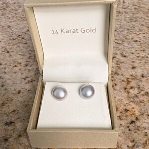 14K Gold Grey Pearl Stud Earrings – approx 6mm Cultured Freshwater